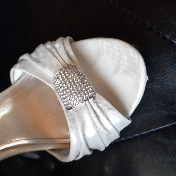 Aldo size 40 heels US 9 - Picture 3 of 12